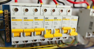 Монтаж УЗО - установка по доступной цене от 370 руб в Кулебаках от ЭлектроКлб